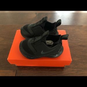 Nike Flex Runner - Black - Toddler 4c